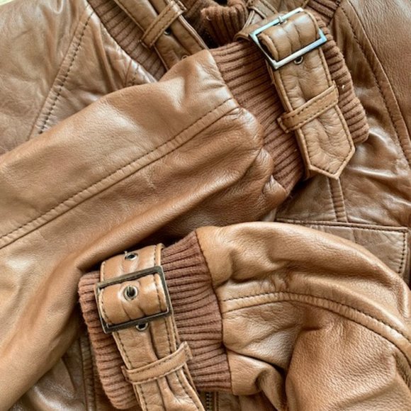 Bomber leather jacket - Picture 8 of 8